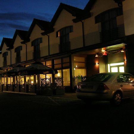 Hotel Sens Mierzyn  المظهر الخارجي الصورة