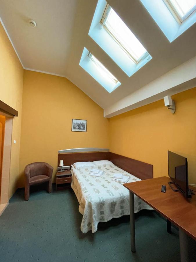 Hotel Sens Mierzyn  المظهر الخارجي الصورة