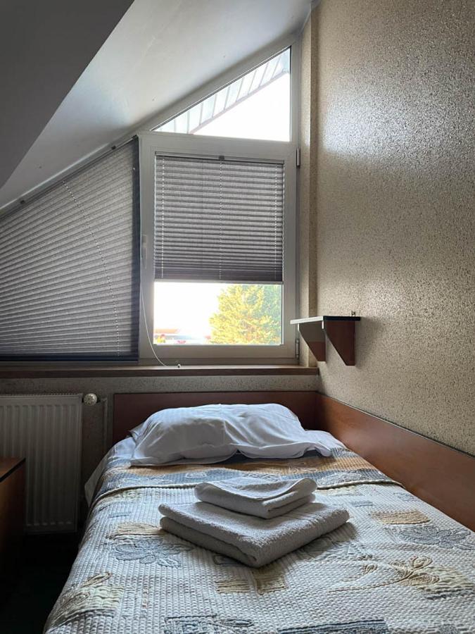 Hotel Sens Mierzyn  المظهر الخارجي الصورة