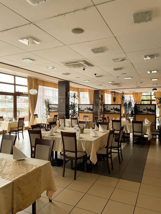 Hotel Sens Mierzyn  المظهر الخارجي الصورة
